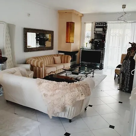 Villa Cheerful Residential Salonicco